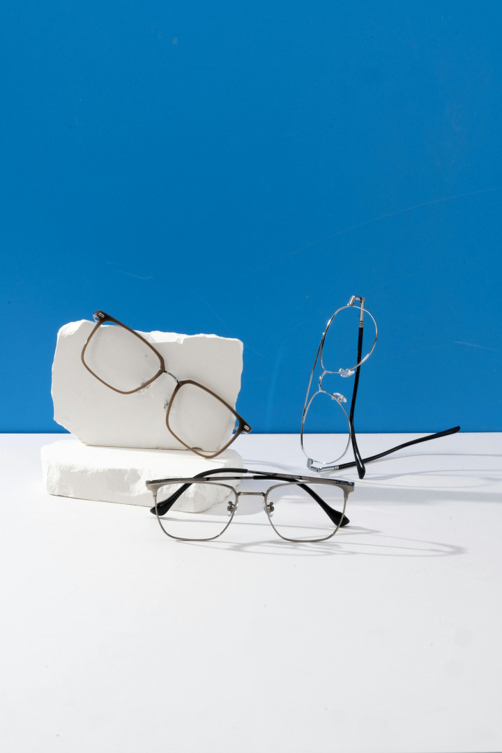 glasses contact lenses optician
